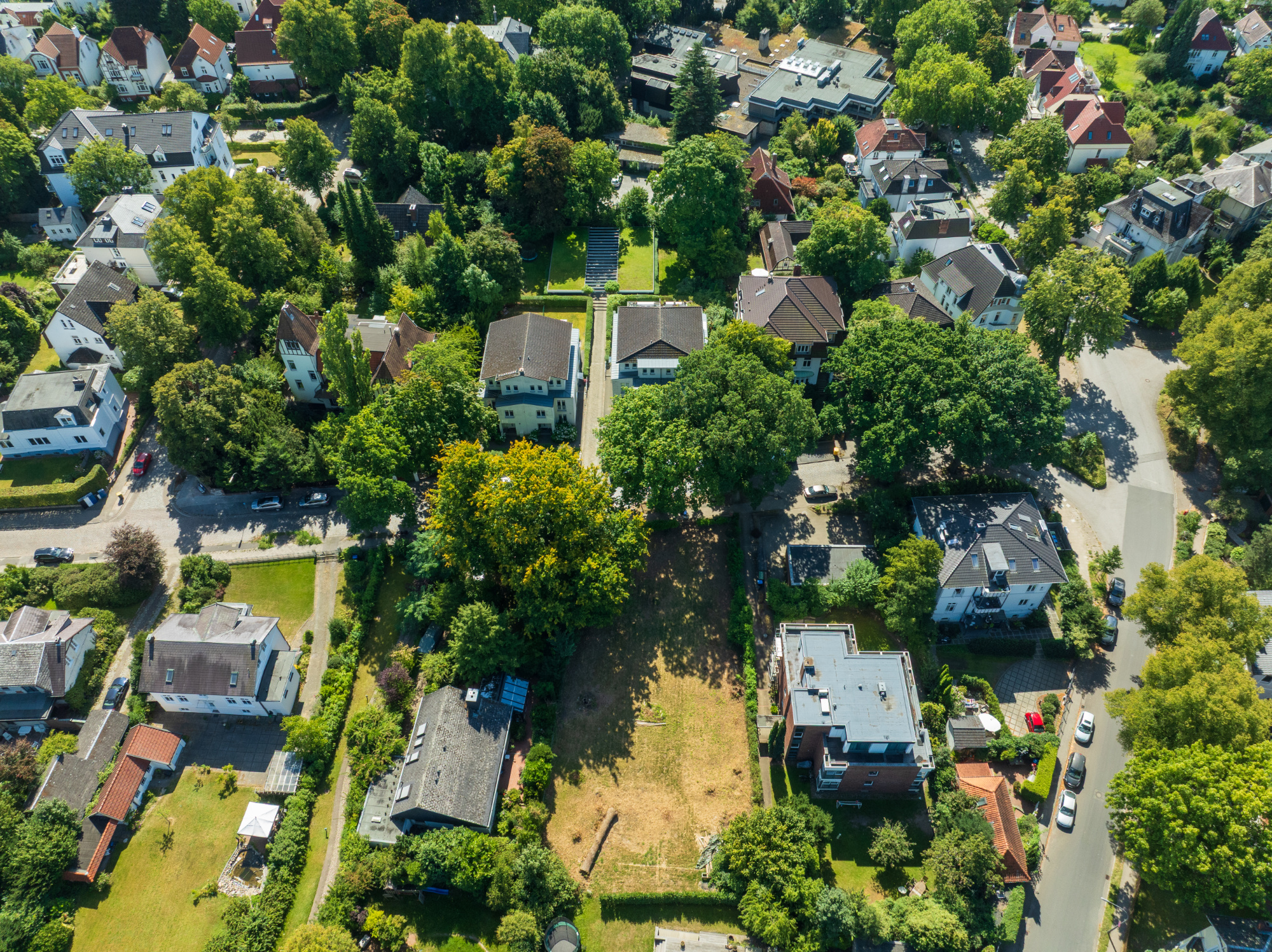 Luftaufnahme eines Villenviertels in Hamburg-Bergedorf